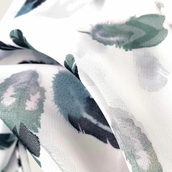 - 💗❤️Leaf Pattern Facemask & Scarf Face Protection - Picture 2 of 2